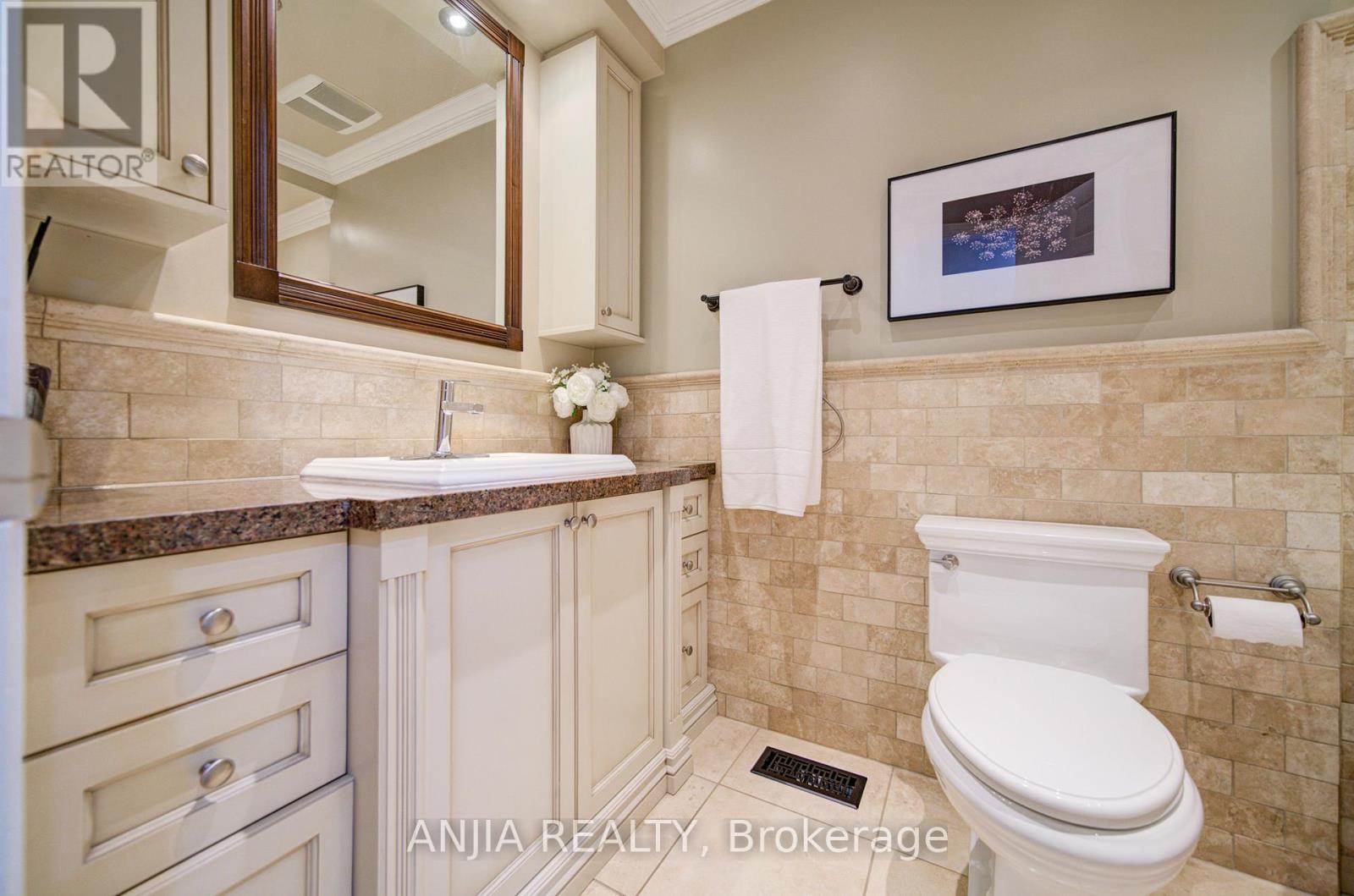 70 Briarwood Road, Markham, Ontario  L3R 2X3 - Photo 26 - N12981678