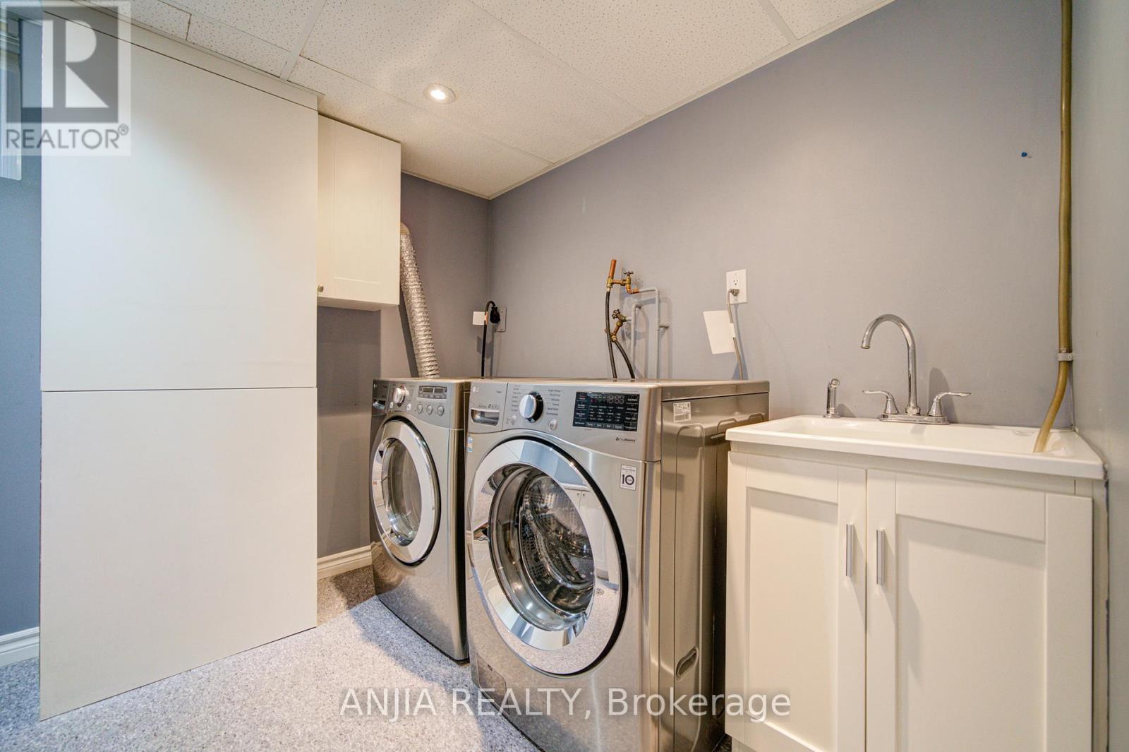 70 Briarwood Road, Markham, Ontario  L3R 2X3 - Photo 39 - N12981678