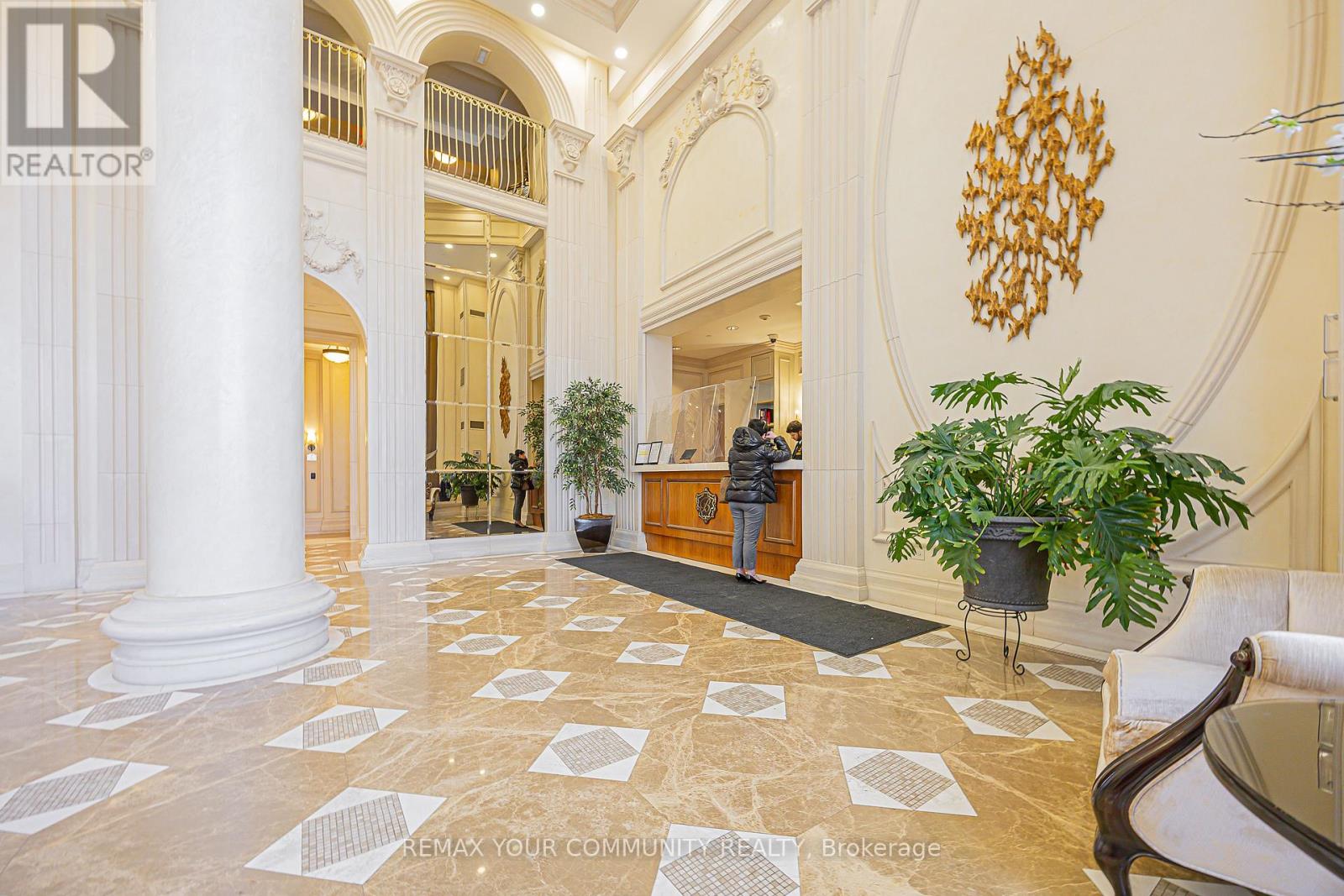 1007 - 9245 Jane Street, Vaughan, Ontario  L6A 0J9 - Photo 4 - N12981686