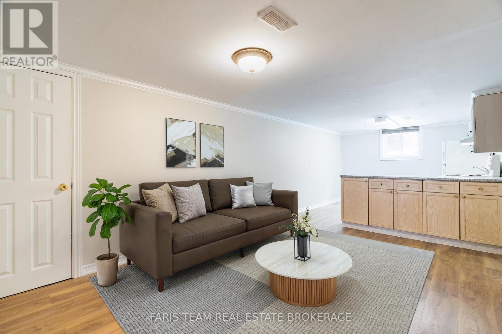 18 Newton Street, Barrie, Ontario  L4M 3N3 - Photo 24 - S12981316