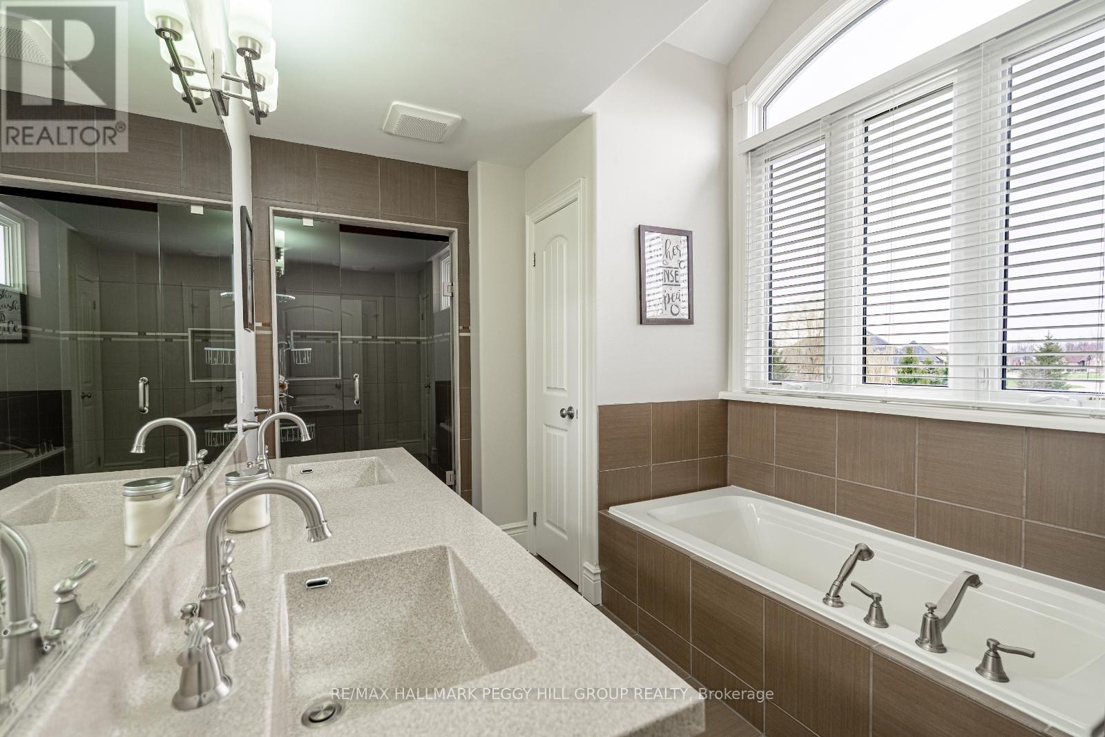 2 Sumach Court, Wasaga Beach, Ontario  L9Z 0A8 - Photo 19 - S12981340