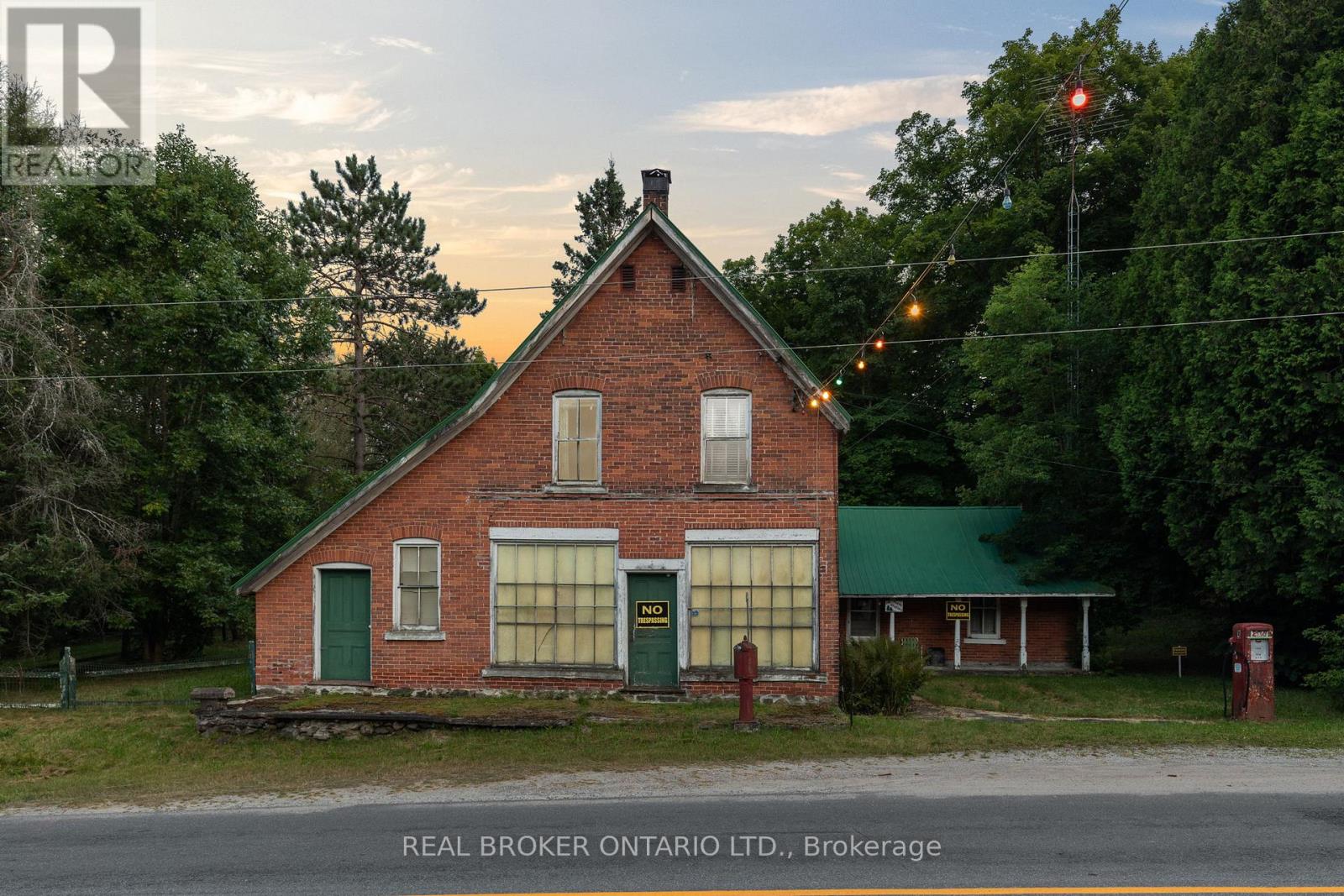 1401 Coopers Falls Road, Ramara, Ontario  L0K 2B0 - Photo 7 - S12981630