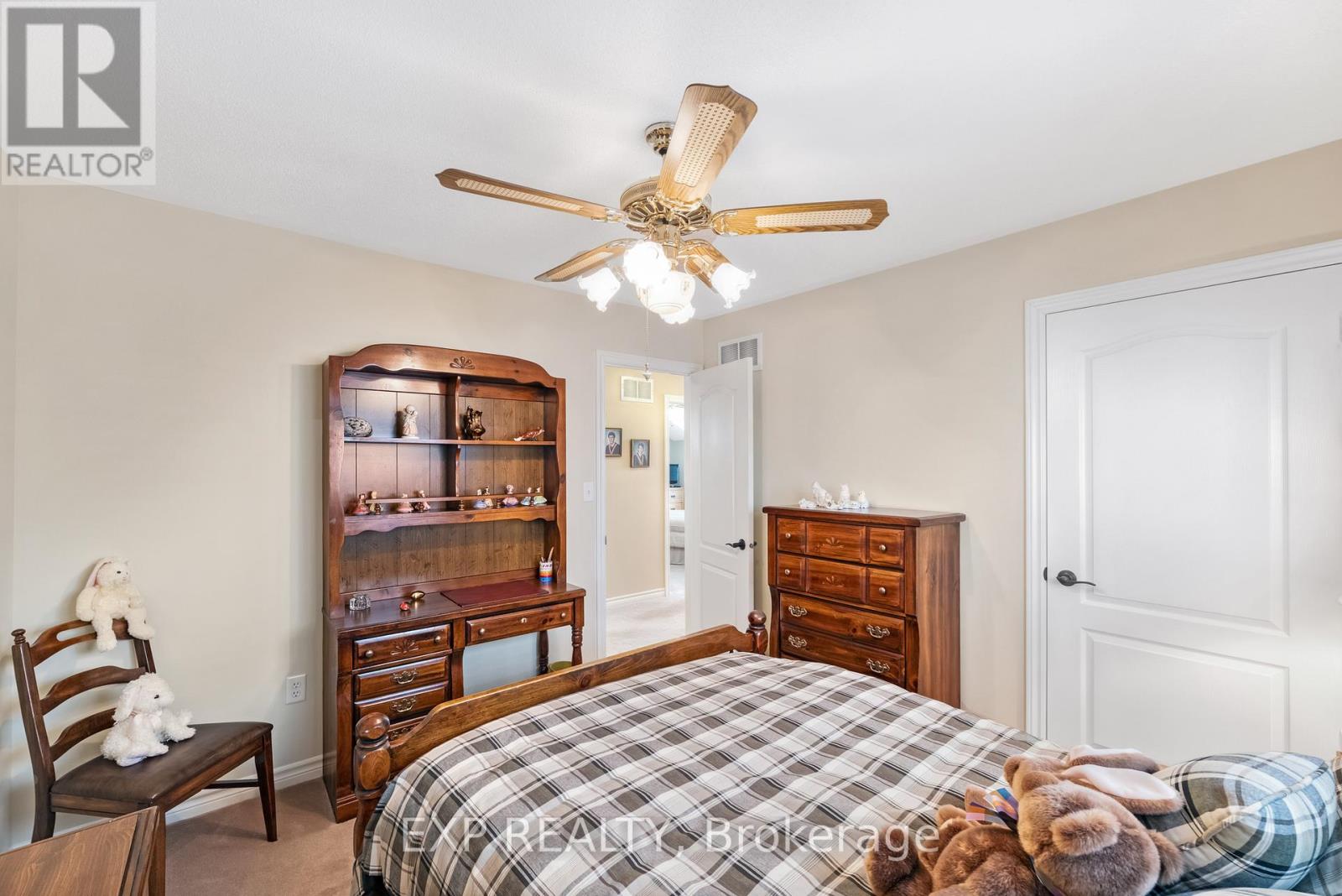 106 Succession Crescent, Barrie (Innis-Shore), Ontario  L4M 7G6 - Photo 29 - S12981682