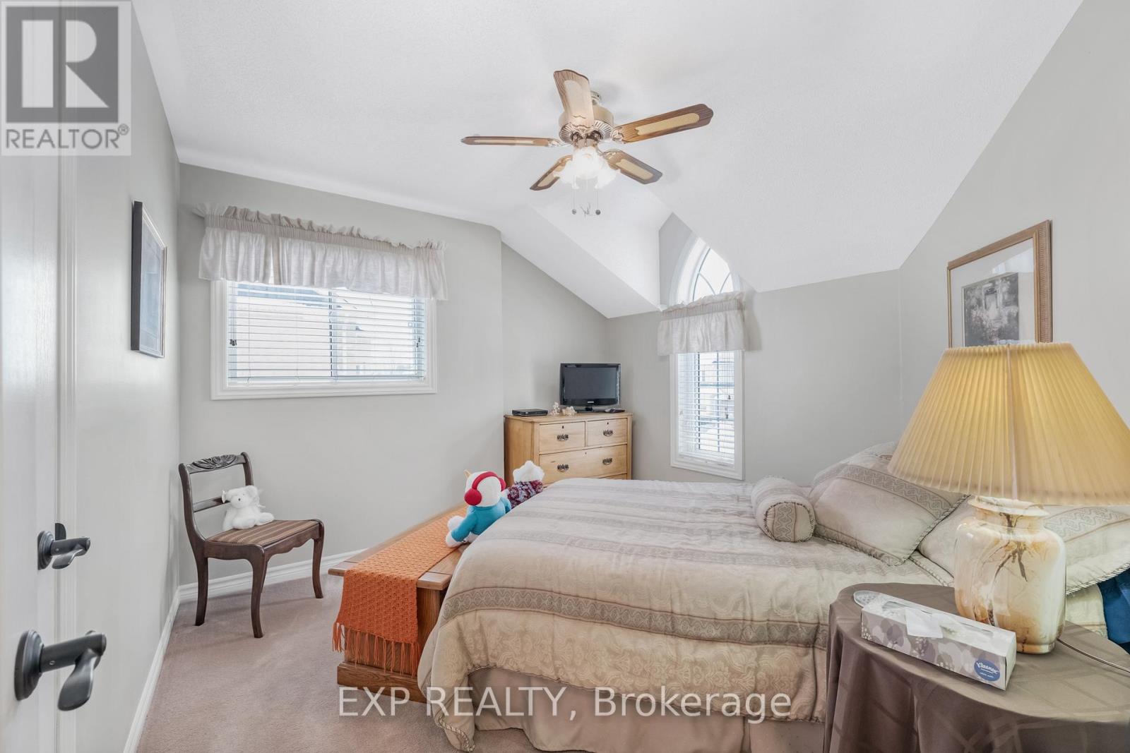 106 Succession Crescent, Barrie (Innis-Shore), Ontario  L4M 7G6 - Photo 35 - S12981682