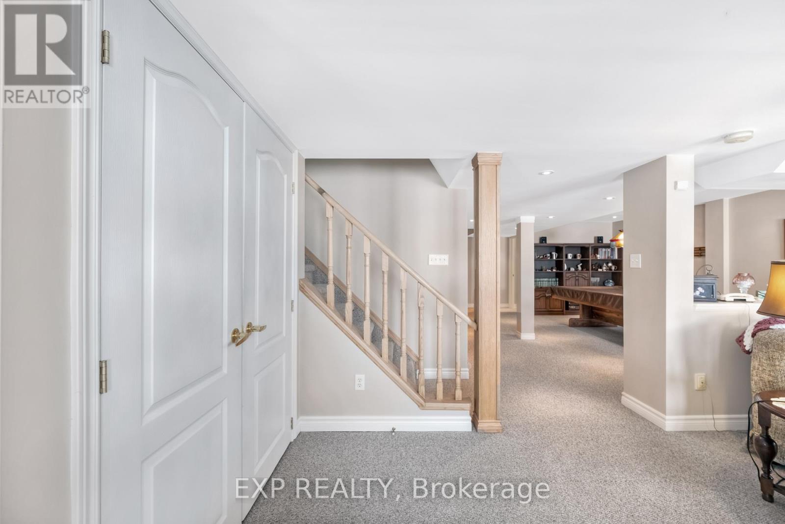 106 Succession Crescent, Barrie (Innis-Shore), Ontario  L4M 7G6 - Photo 37 - S12981682