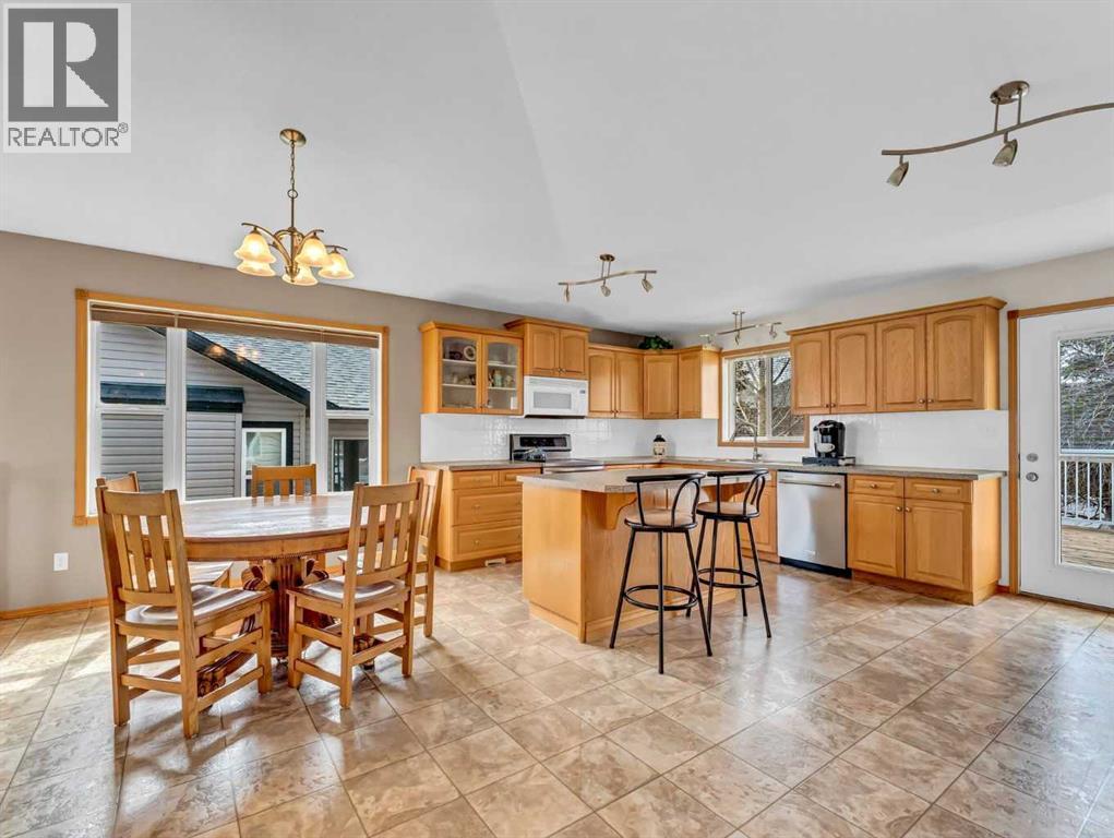 99 Greystone Close, Brooks, Alberta  T1R 1M1 - Photo 11 - A2299621