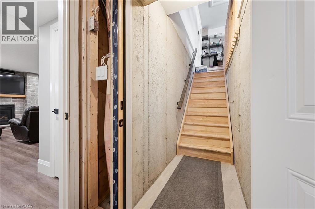 120 Village Road, Wellesley, Ontario  N0B 2T0 - Photo 39 - 40805053