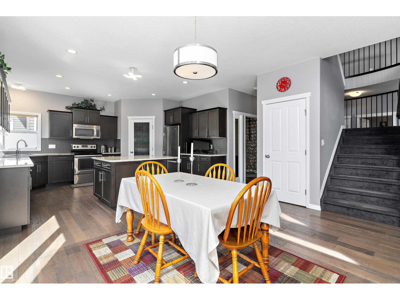 1325 Adamson Dr Sw, Edmonton, Alberta  T6W 2N8 - Photo 11 - E4472752