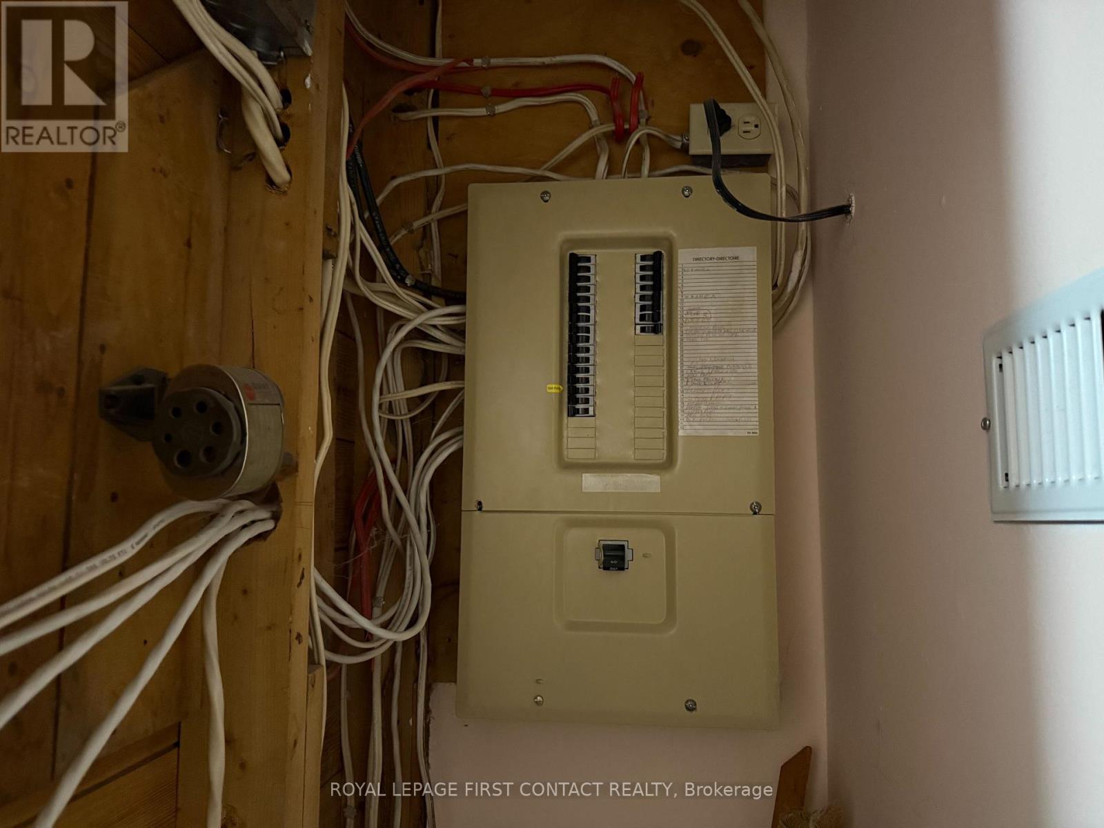 15 51st Street S, Wasaga Beach, Ontario  L9Z 1X5 - Photo 7 - S12950858