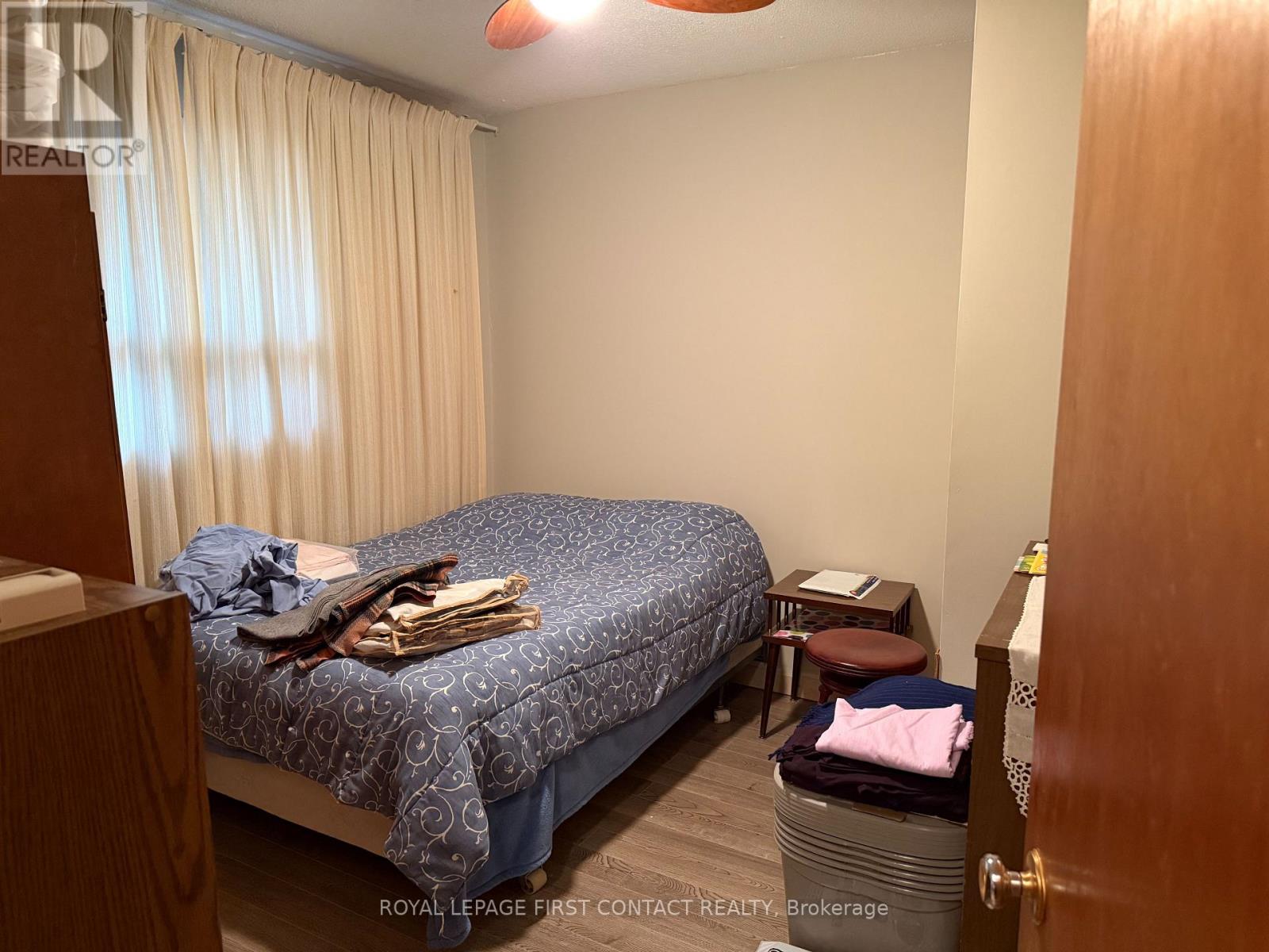 15 51st Street S, Wasaga Beach, Ontario  L9Z 1X5 - Photo 4 - S12950858