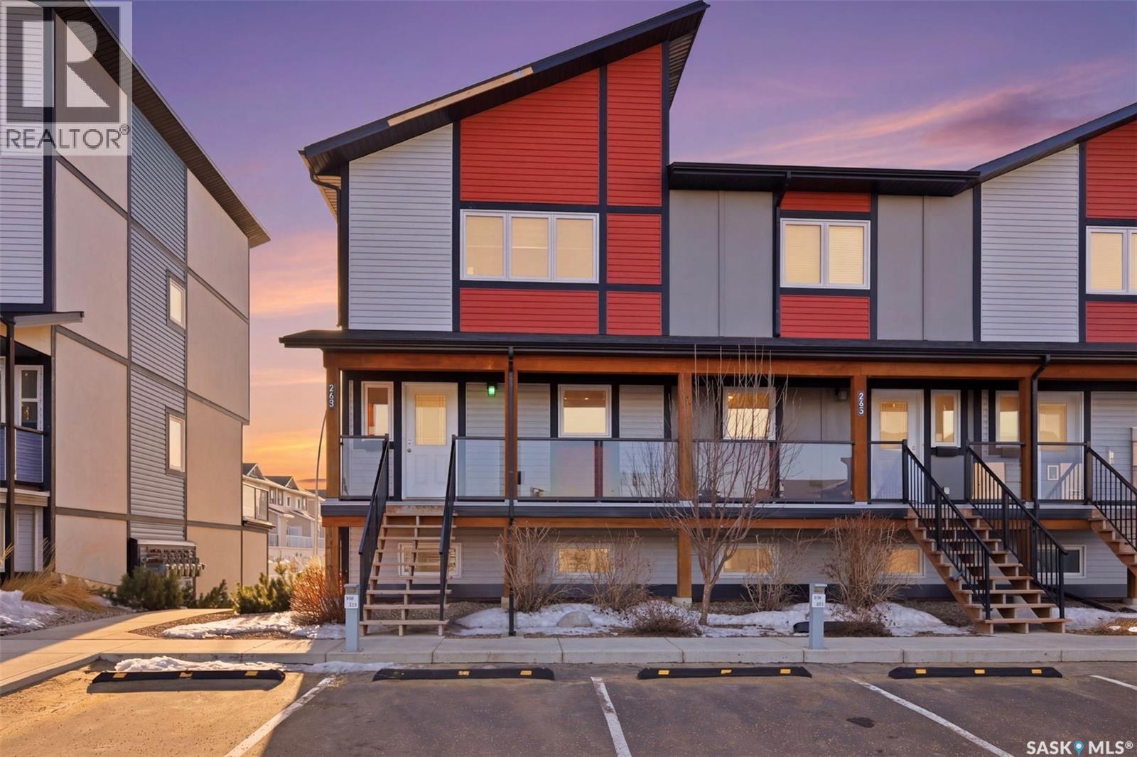 263 250 Akhtar BEND, Saskatoon, Saskatchewan