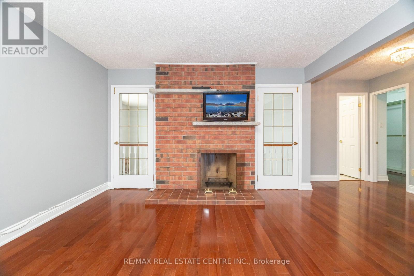 15 Brookbank Court, Brampton, Ontario  L6Z 3G4 - Photo 26 - W12981318