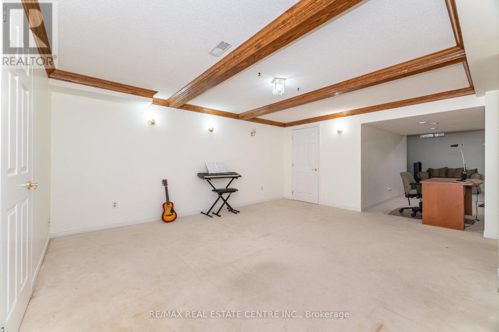 15 Brookbank Court, Brampton, Ontario  L6Z 3G4 - Photo 38 - W12981318