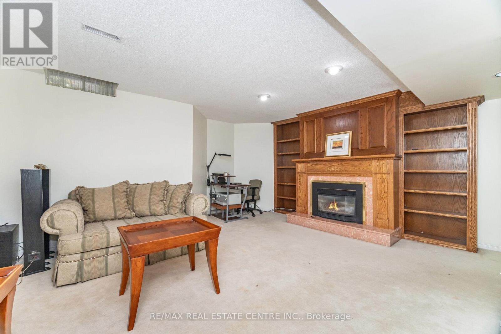 15 Brookbank Court, Brampton, Ontario  L6Z 3G4 - Photo 39 - W12981318