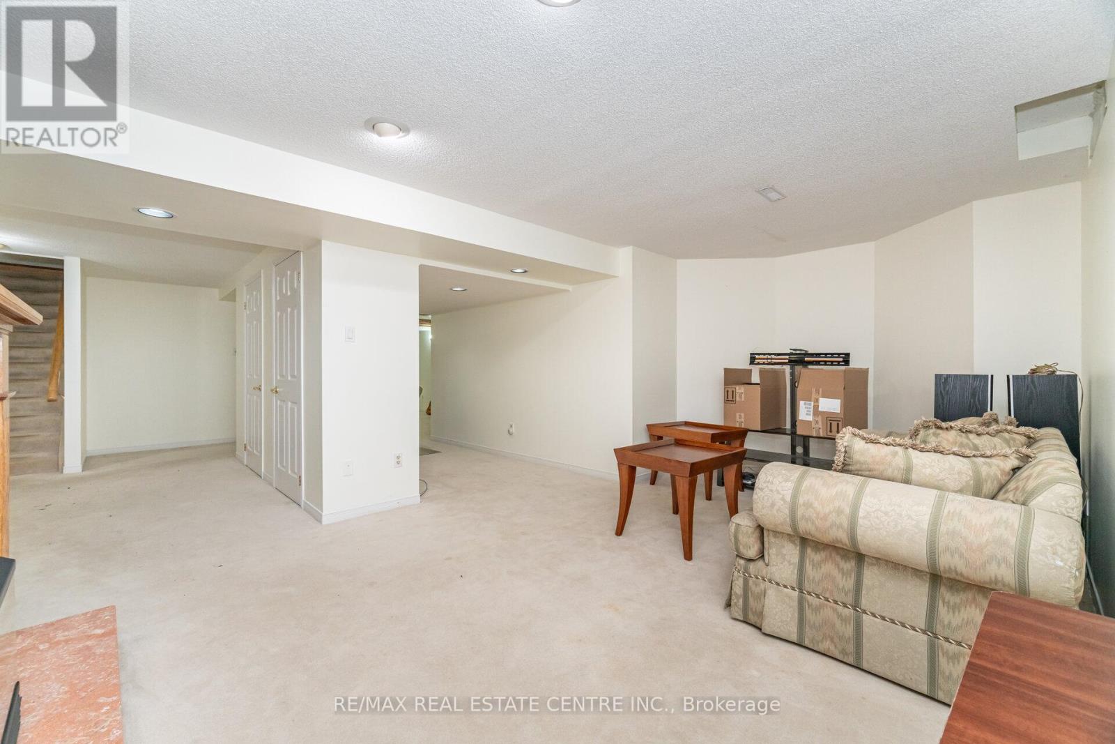 15 Brookbank Court, Brampton, Ontario  L6Z 3G4 - Photo 41 - W12981318