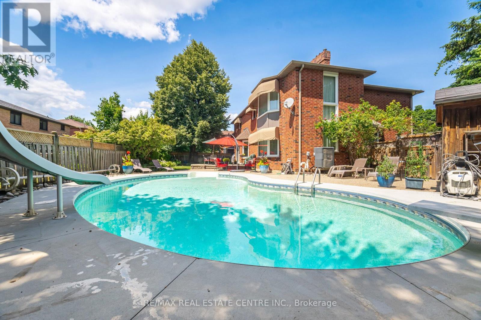 15 Brookbank Court, Brampton, Ontario  L6Z 3G4 - Photo 47 - W12981318