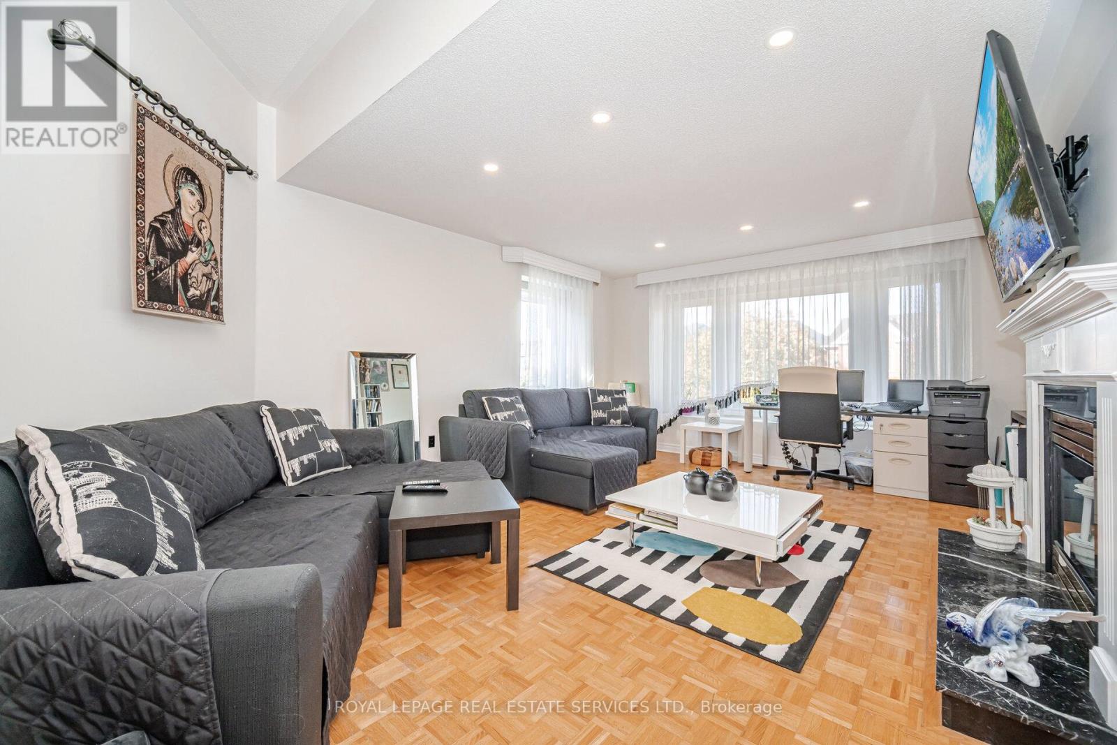 52 Wildberry Crescent, Brampton, Ontario  L6R 1J9 - Photo 18 - W12981324