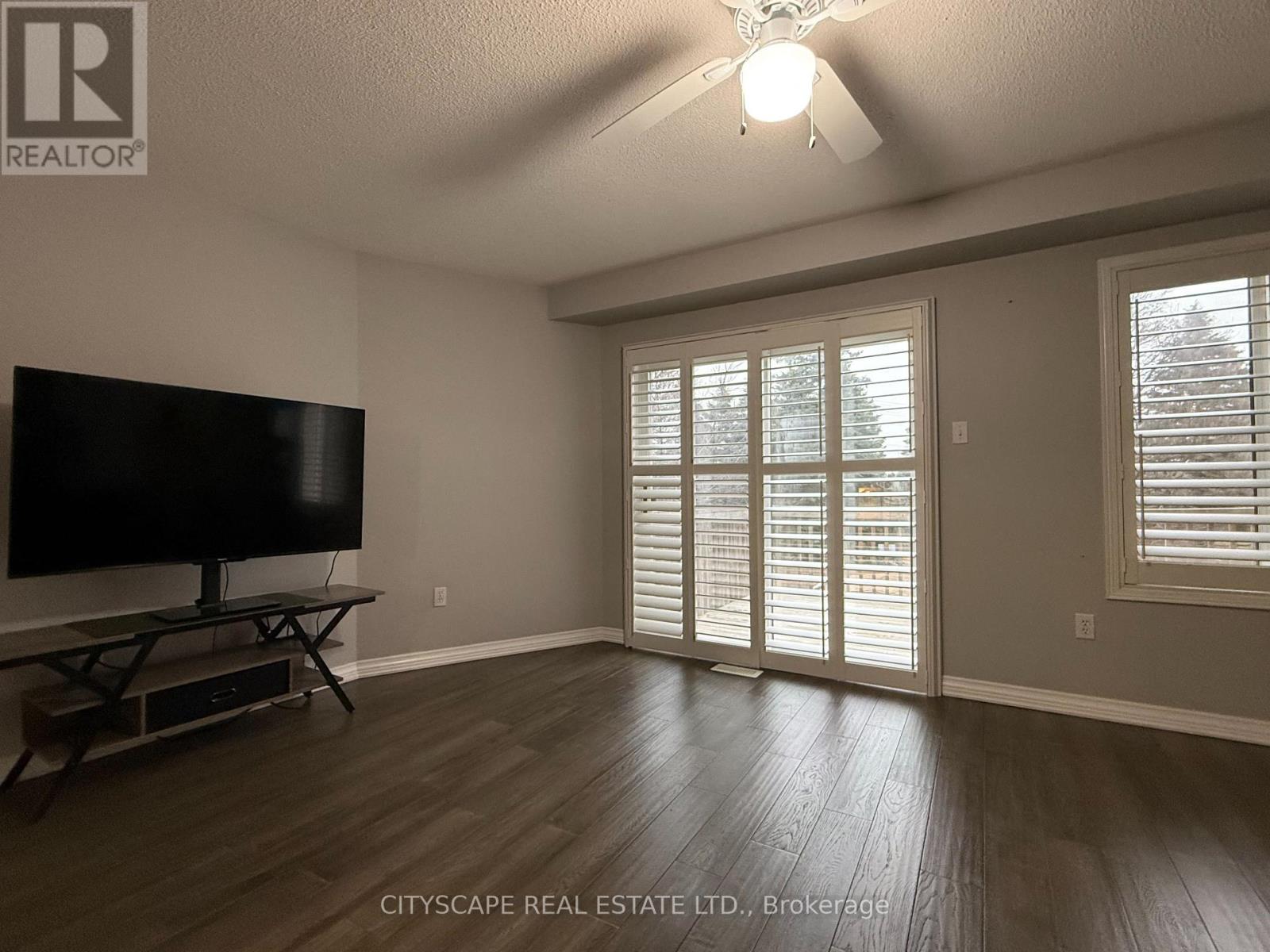 51 - 120 Railroad Street, Brampton, Ontario  L6X 5A1 - Photo 5 - W12981330