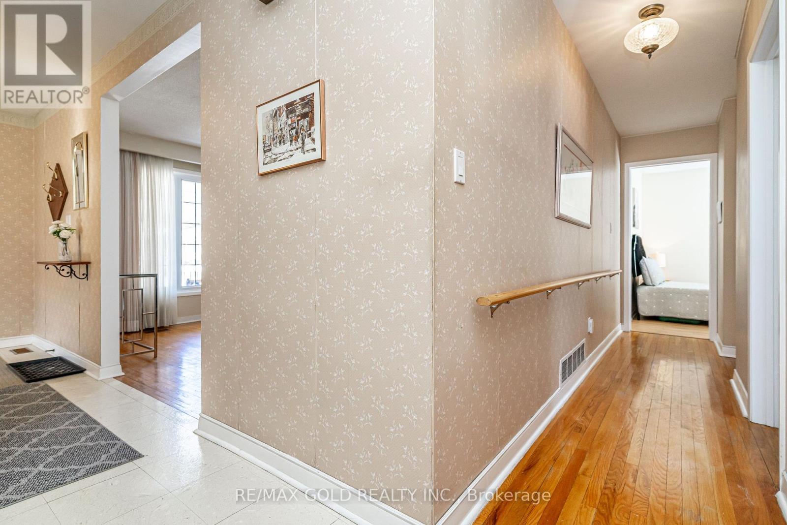 11 Edgebrook Crescent, Brampton, Ontario  L6T 1Y6 - Photo 17 - W12981370