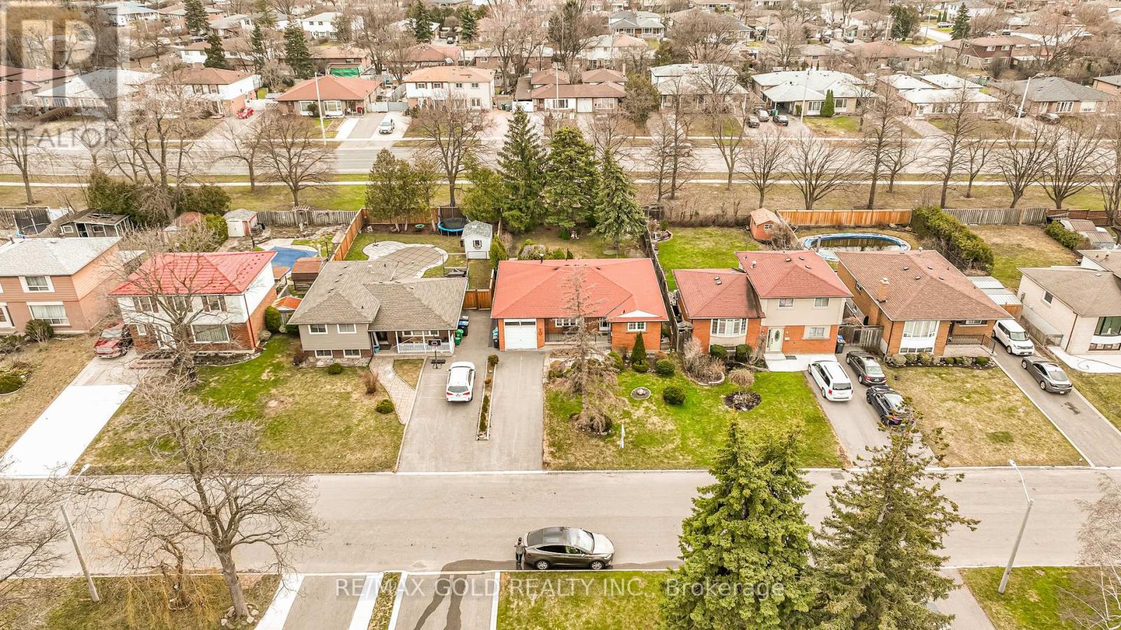 11 Edgebrook Crescent, Brampton, Ontario  L6T 1Y6 - Photo 38 - W12981370