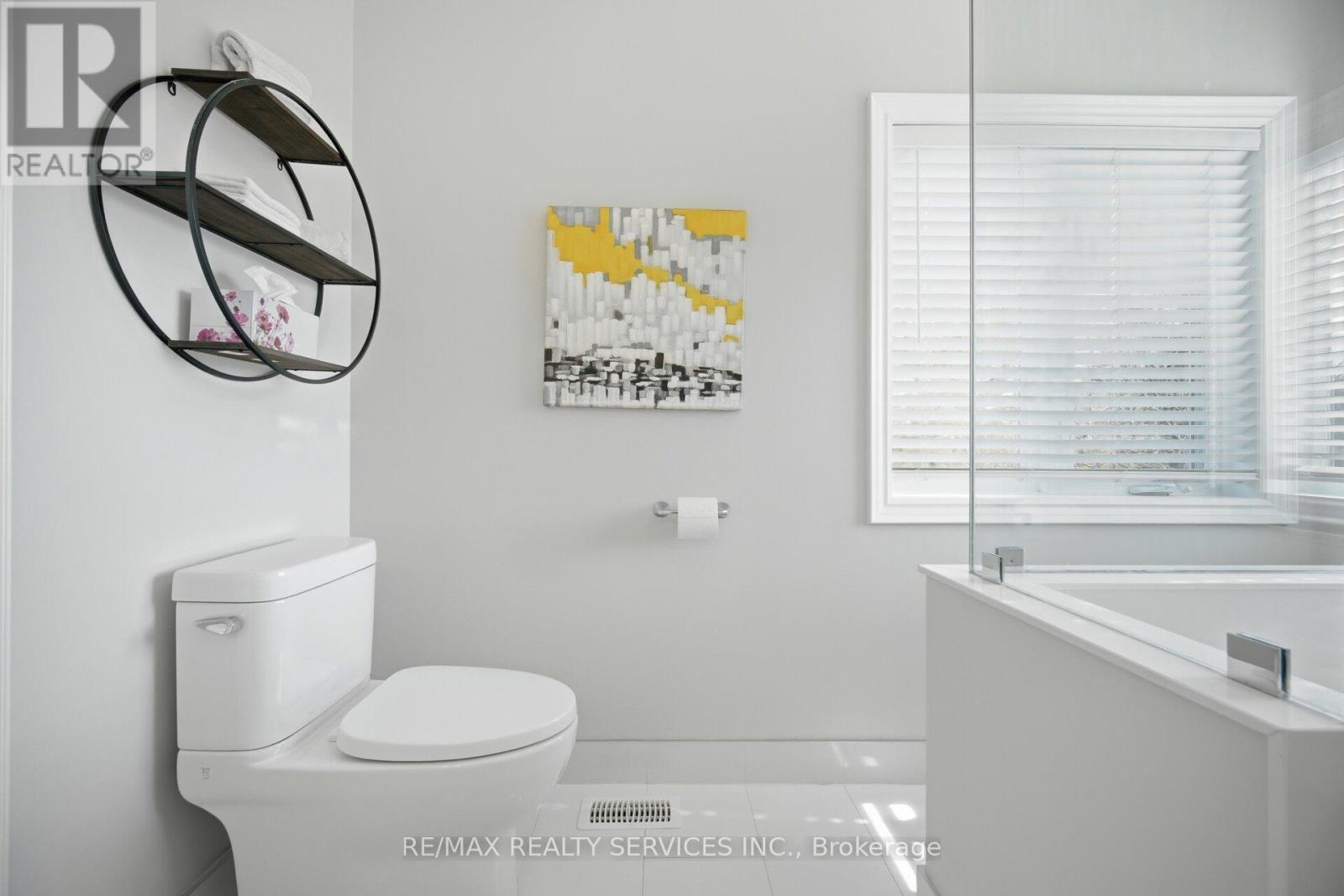 34 Isabella Street, Caledon, Ontario  L7C 1N7 - Photo 26 - W12981384