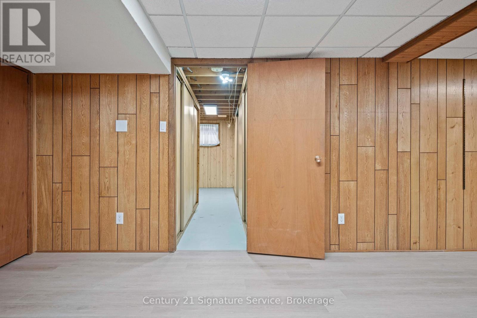 2362 Denise Road, Mississauga, Ontario  L4X 1J4 - Photo 33 - W12981388