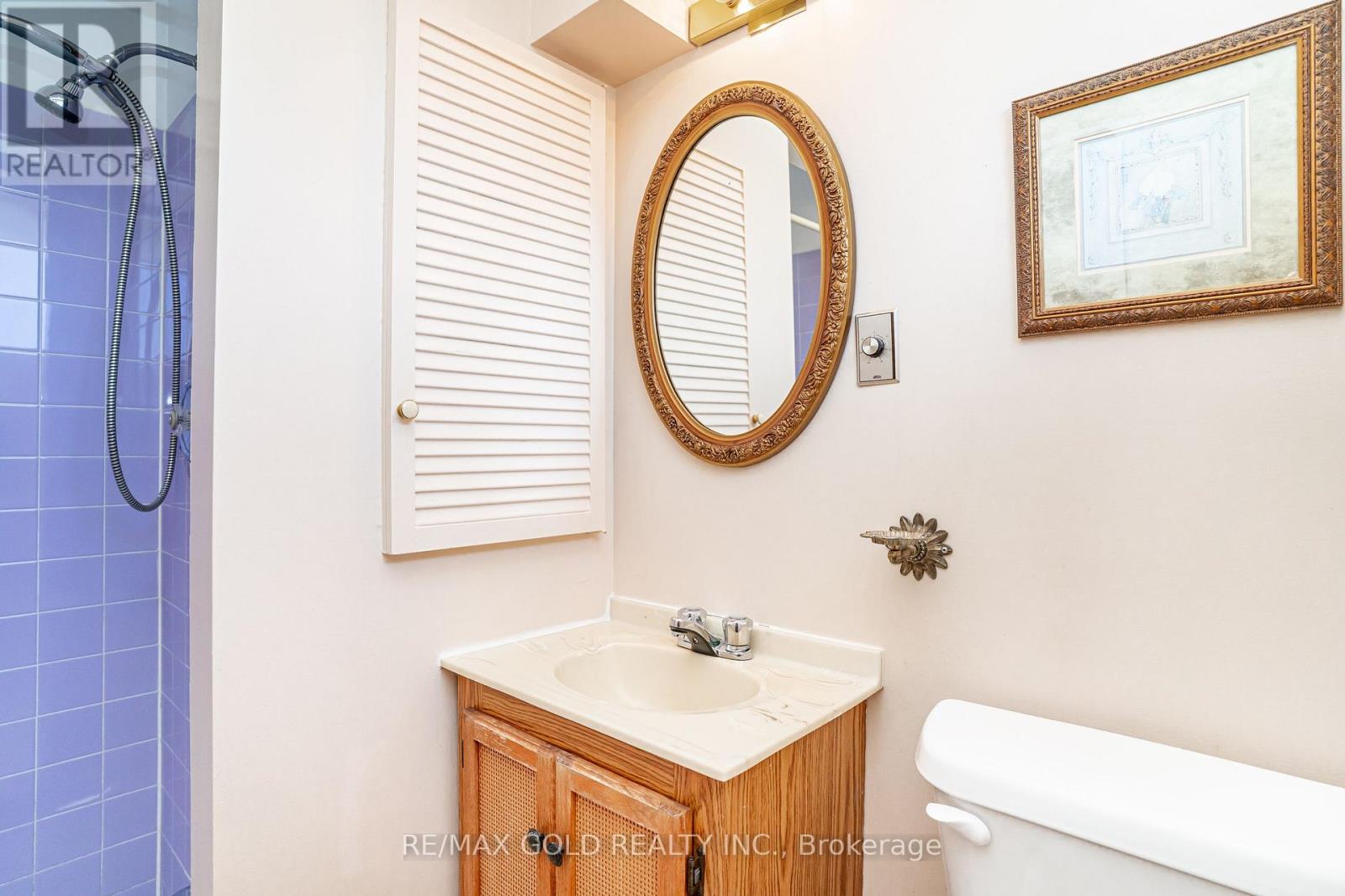 34 Deerfield Crescent, Brampton, Ontario  L6T 1K7 - Photo 19 - W12981394