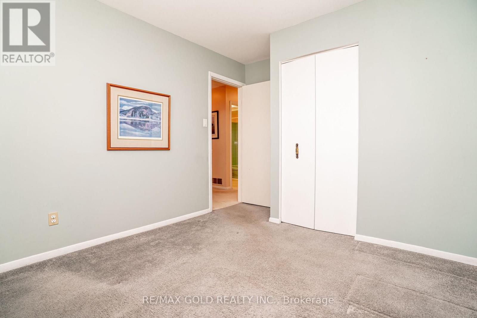 34 Deerfield Crescent, Brampton, Ontario  L6T 1K7 - Photo 24 - W12981394