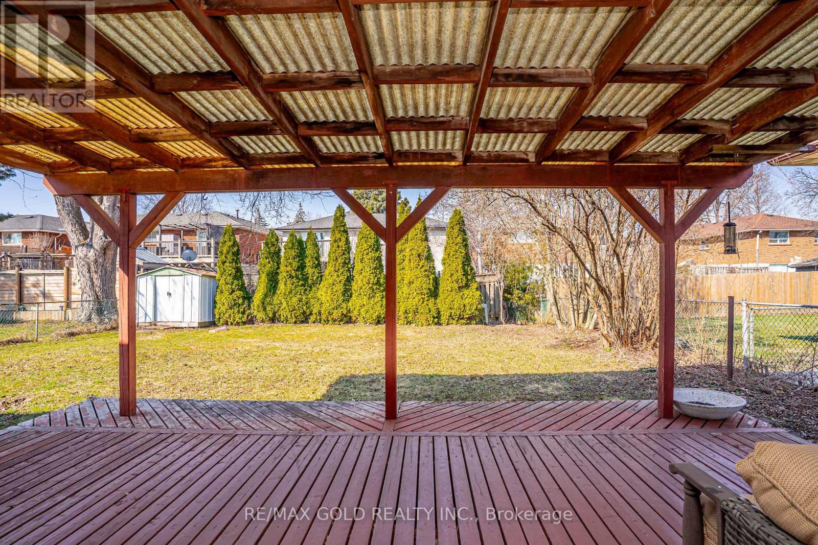 34 Deerfield Crescent, Brampton, Ontario  L6T 1K7 - Photo 35 - W12981394