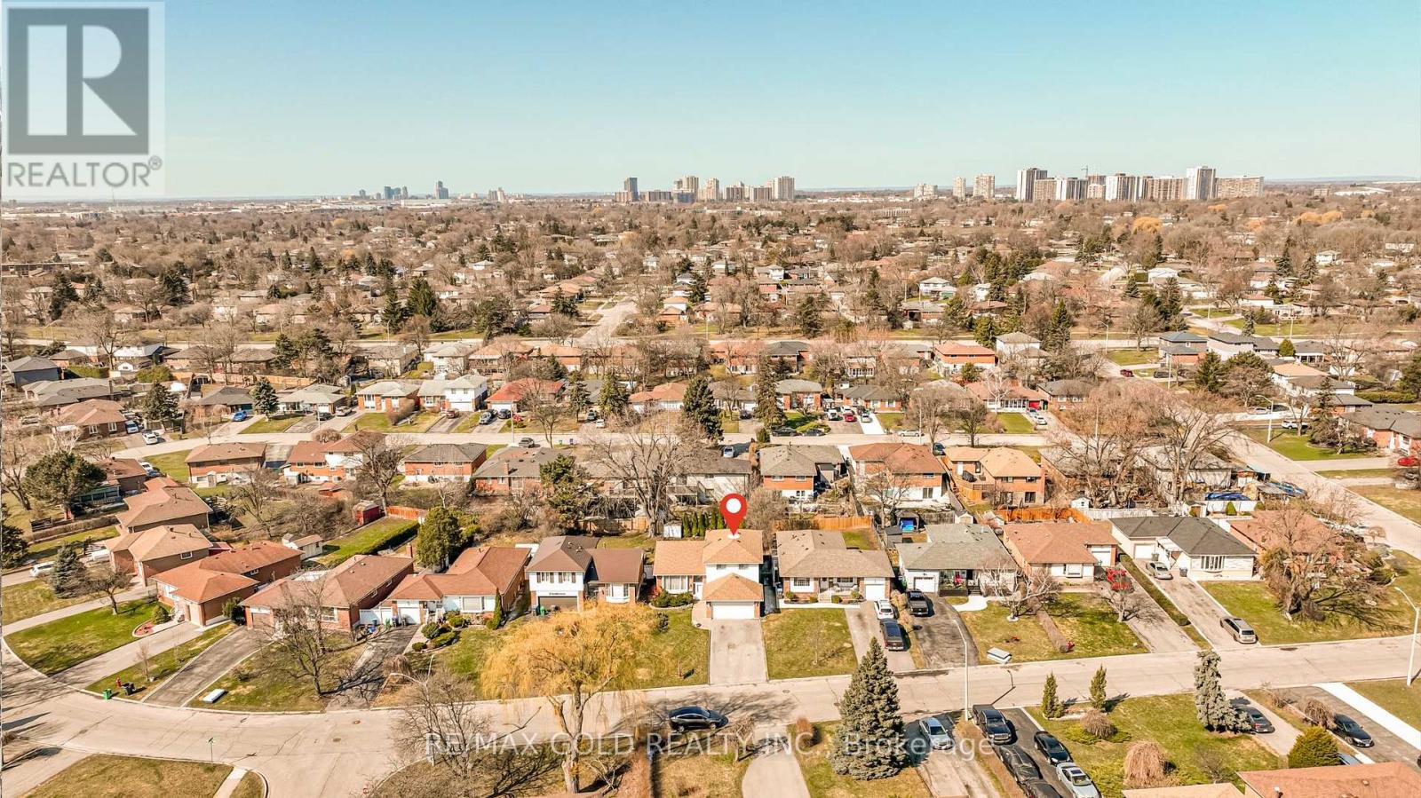 34 Deerfield Crescent, Brampton, Ontario  L6T 1K7 - Photo 43 - W12981394