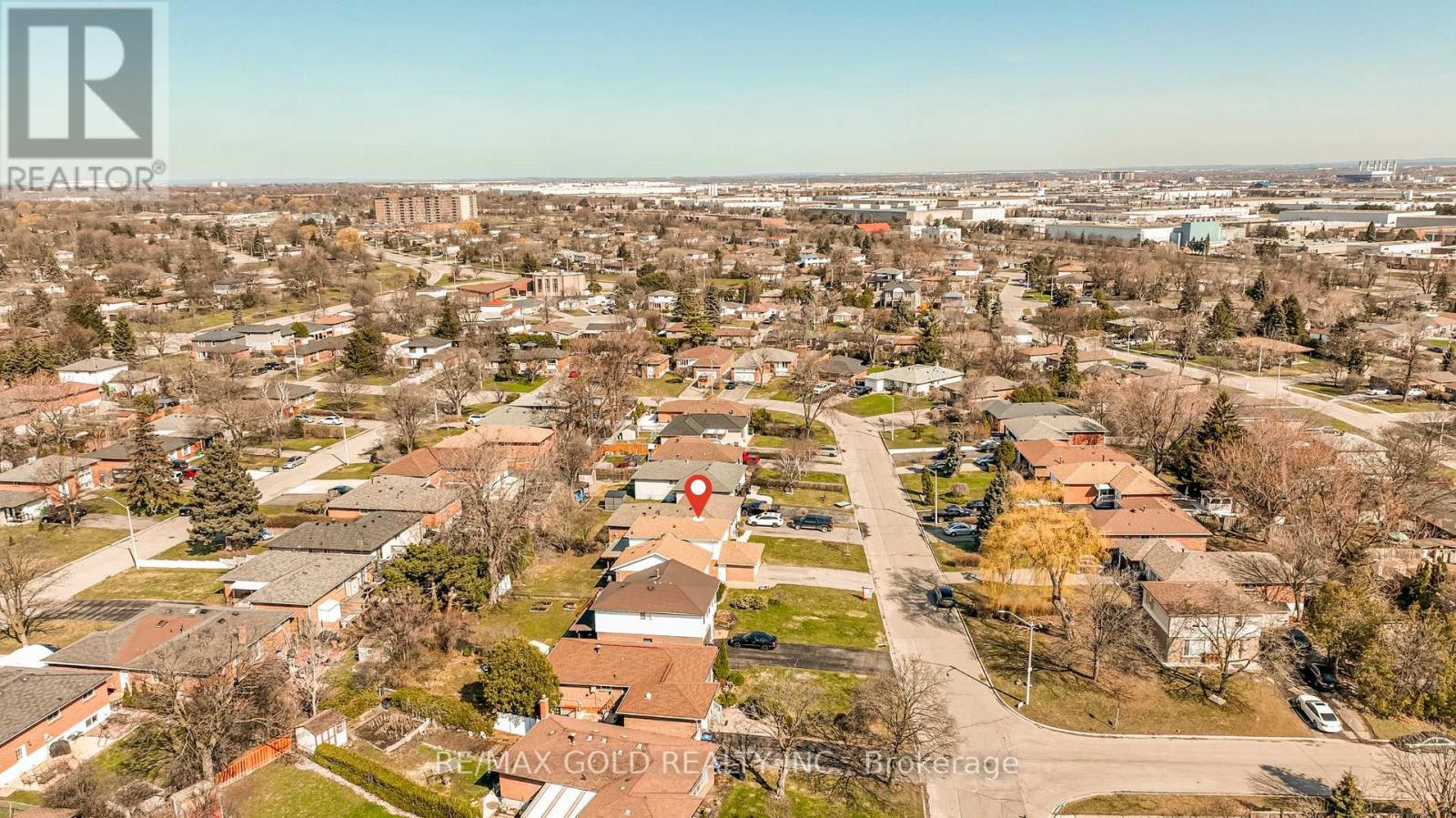 34 Deerfield Crescent, Brampton, Ontario  L6T 1K7 - Photo 44 - W12981394