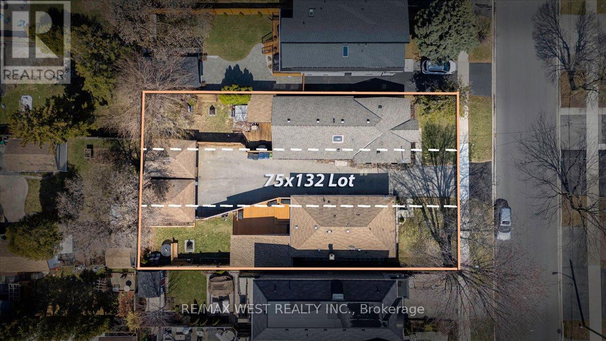 200 & 204 Delta Street, Toronto, Ontario  M8W 4E4 - Photo 4 - W12981402