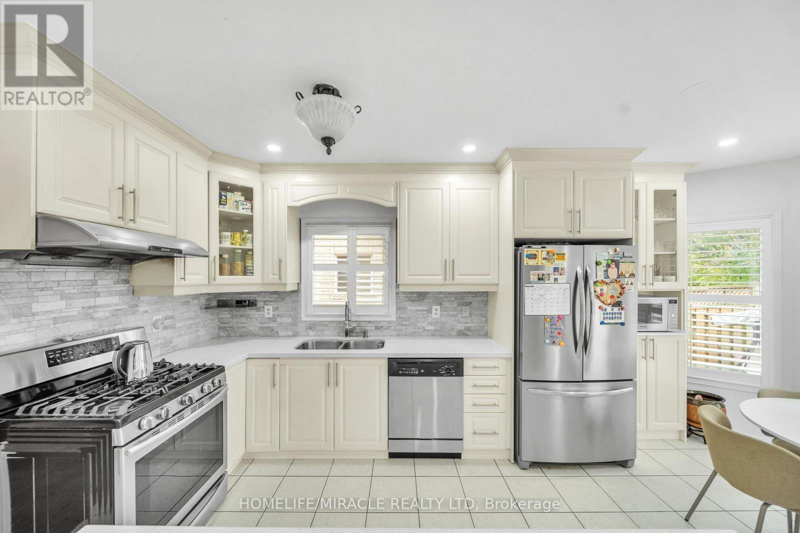 19 Culture Crescent, Brampton, Ontario  L6X 4V4 - Photo 19 - W12981404