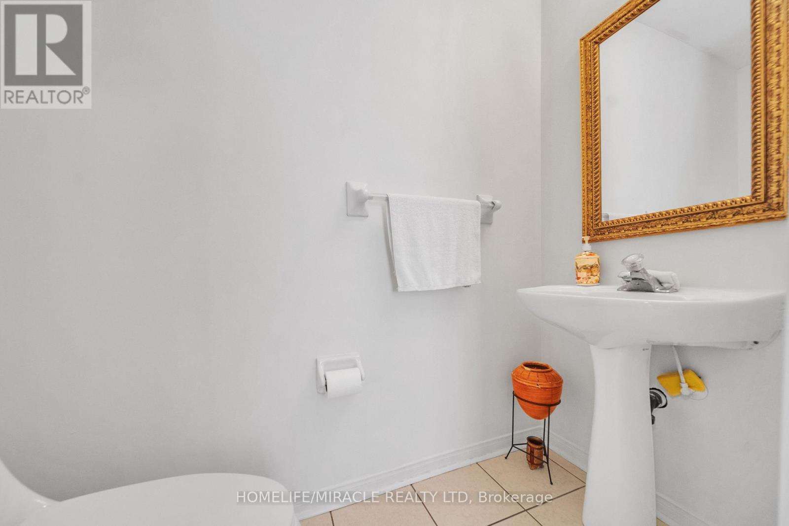 19 Culture Crescent, Brampton, Ontario  L6X 4V4 - Photo 20 - W12981404