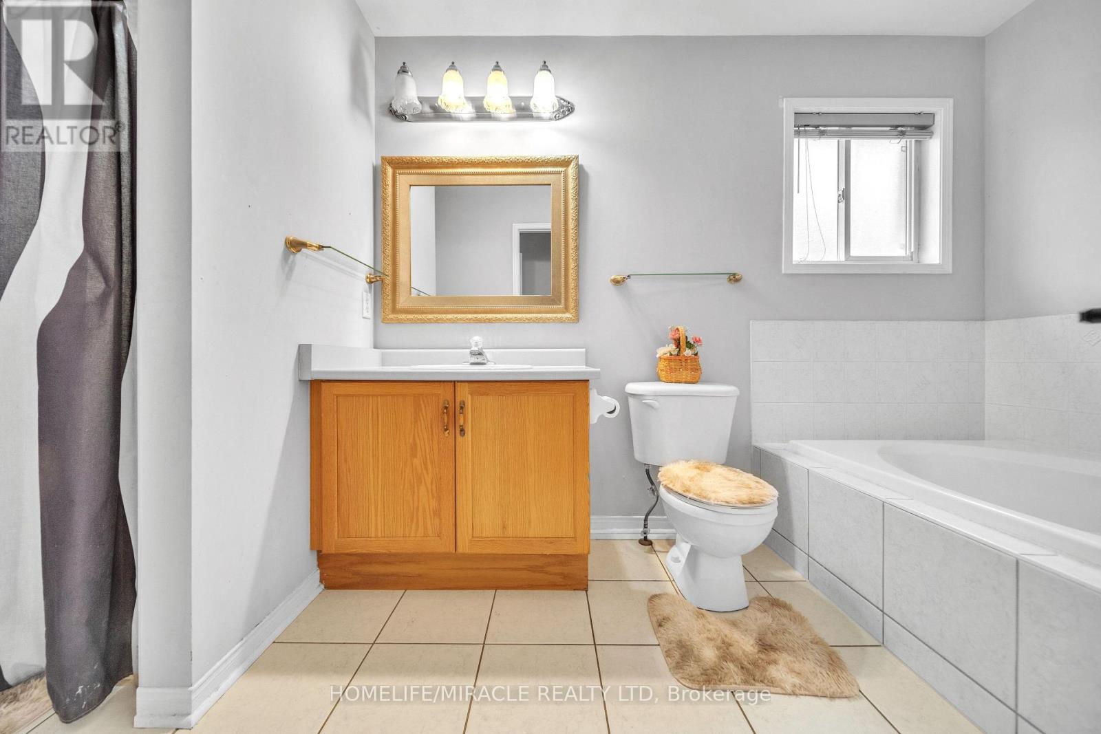 19 Culture Crescent, Brampton, Ontario  L6X 4V4 - Photo 25 - W12981404