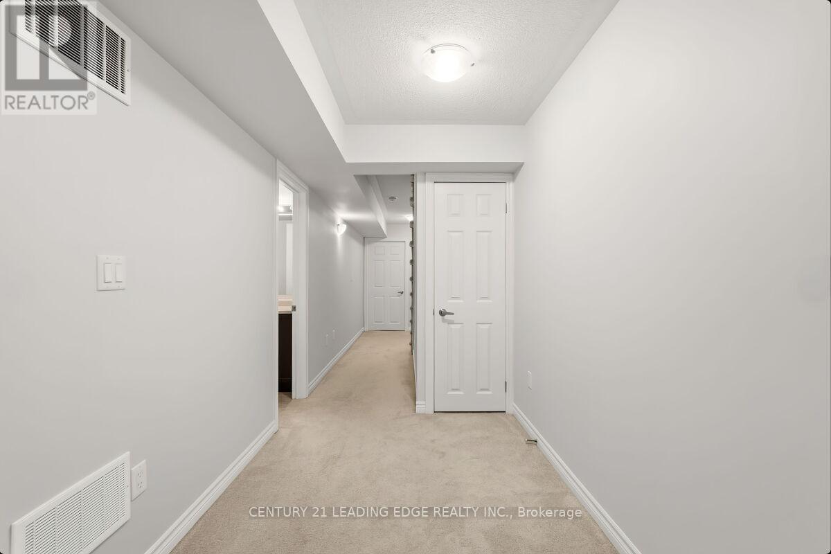 5 - 5070 Harvard Road N, Mississauga, Ontario  L5M 0X1 - Photo 37 - W12981406