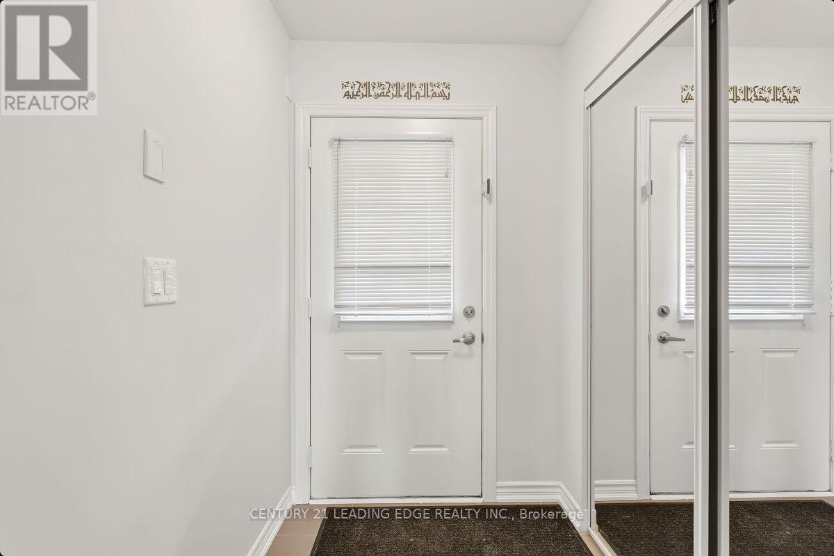 5 - 5070 Harvard Road N, Mississauga, Ontario  L5M 0X1 - Photo 6 - W12981406