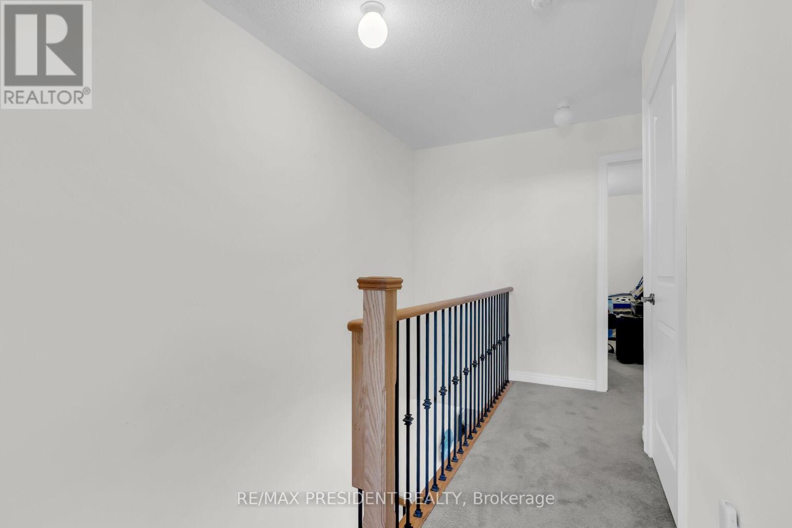 40 Queenpost Drive, Brampton (Credit Valley), Ontario  L6Y 6L2 - Photo 25 - W12981424