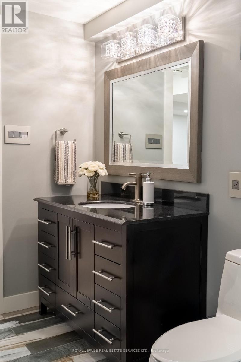 781 Fletcher Valley Crescent, Mississauga, Ontario  L5J 2X4 - Photo 20 - W12981446