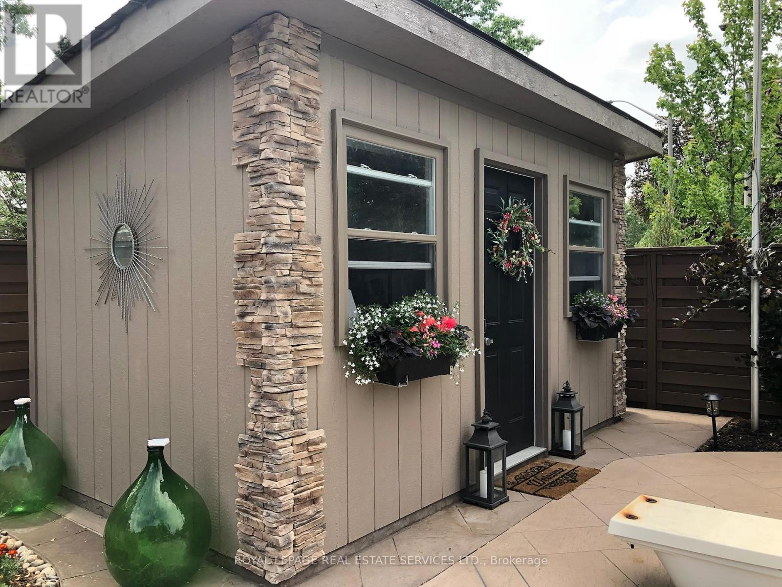 781 Fletcher Valley Crescent, Mississauga, Ontario  L5J 2X4 - Photo 25 - W12981446