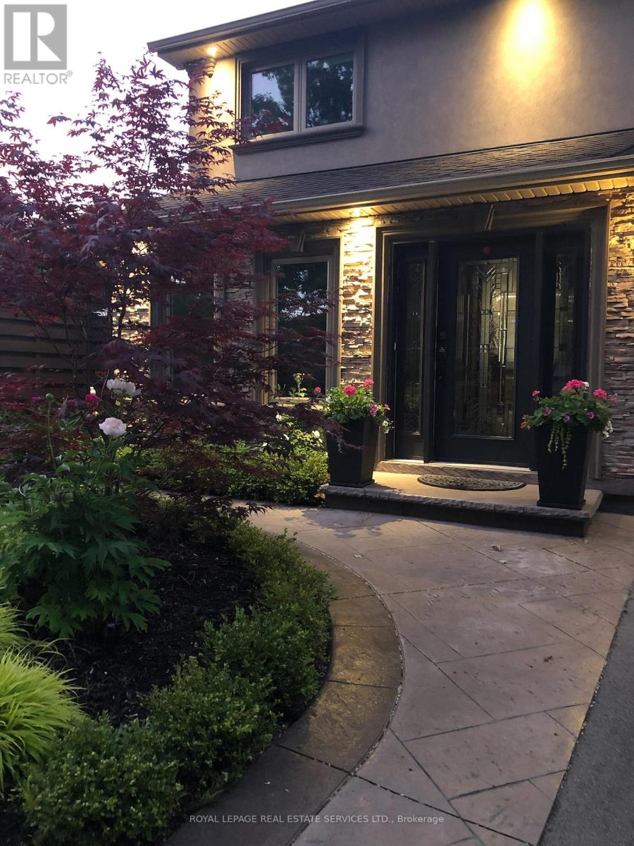 781 Fletcher Valley Crescent, Mississauga, Ontario  L5J 2X4 - Photo 27 - W12981446