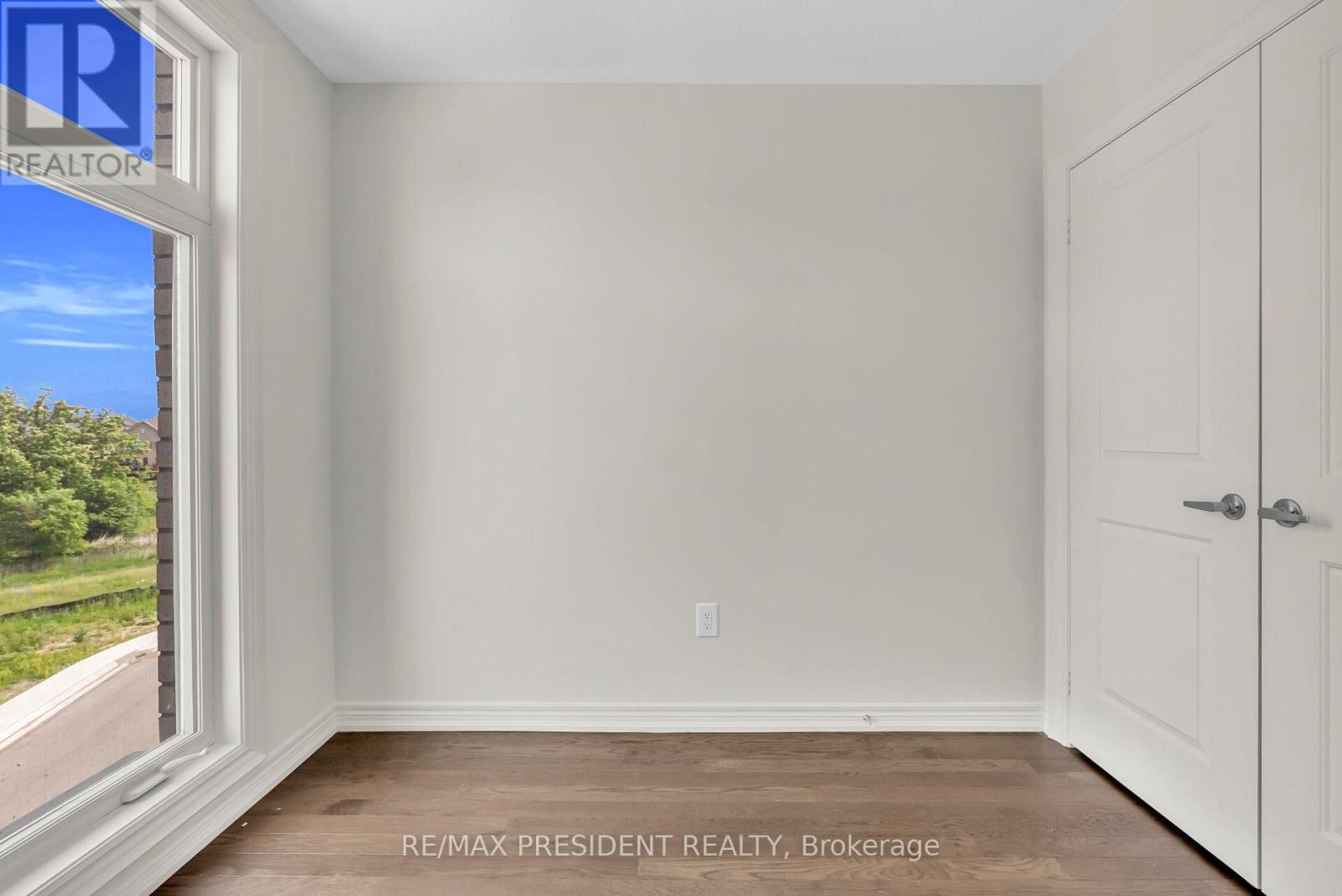 34 Queenpost Drive E, Brampton, Ontario  L6Y 6L2 - Photo 33 - W12981456