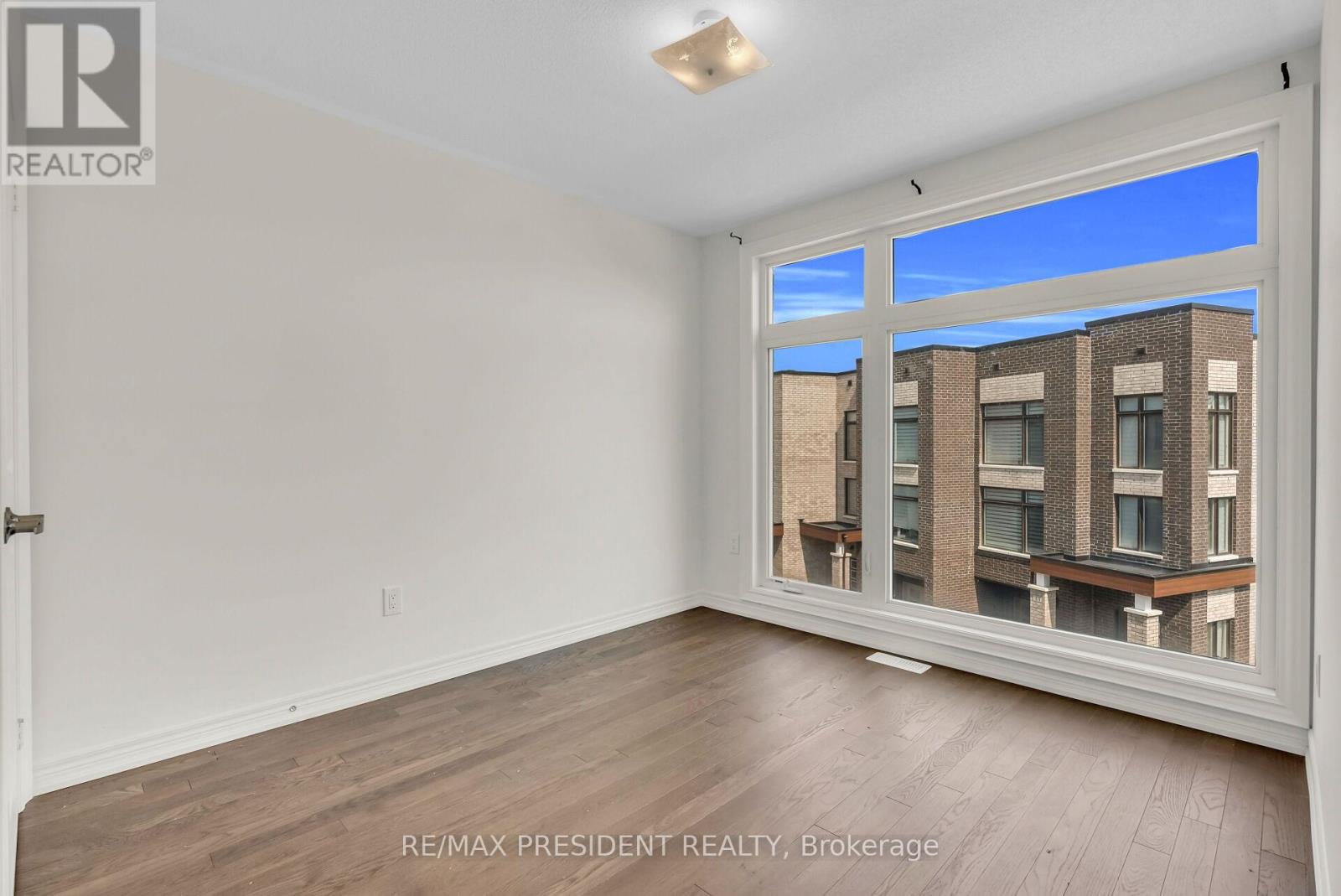 34 Queenpost Drive E, Brampton, Ontario  L6Y 6L2 - Photo 34 - W12981456