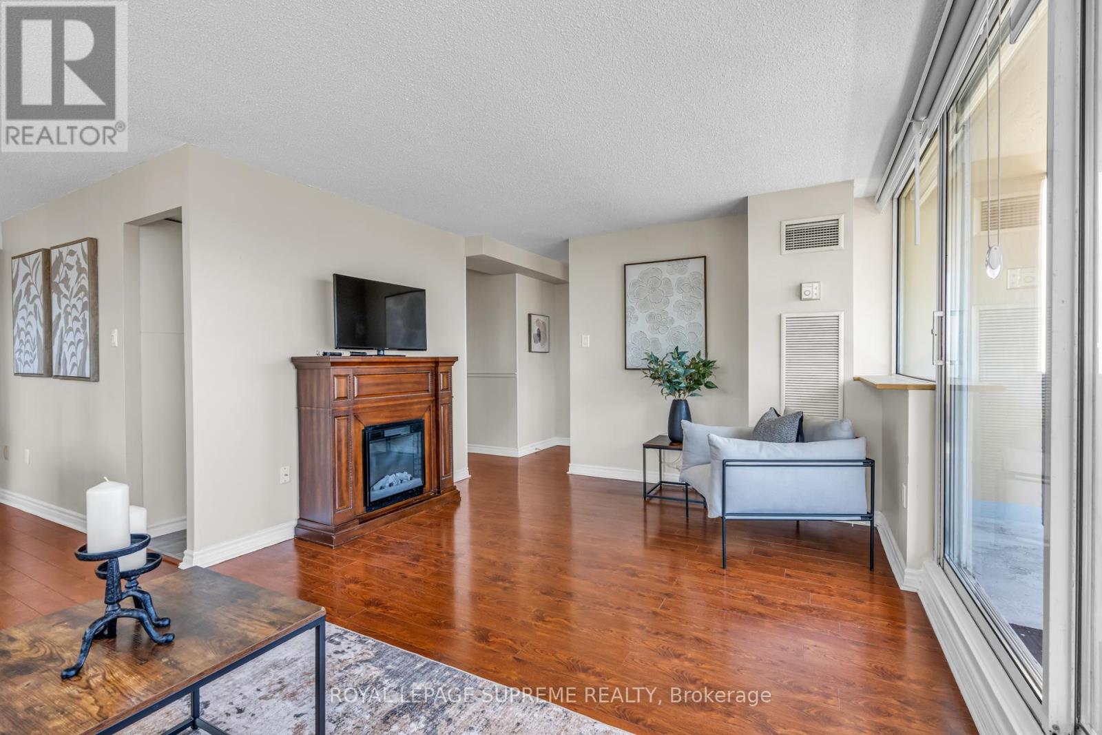 1907 - 3590 Kaneff Crescent, Mississauga, Ontario  L5A 3X3 - Photo 14 - W12981464