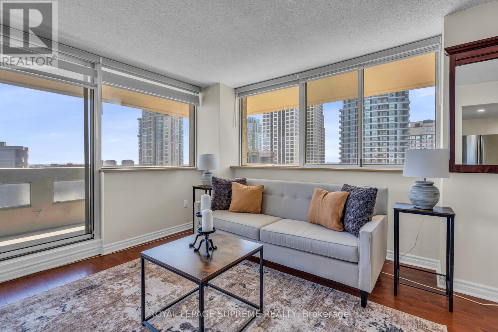 1907 - 3590 Kaneff Crescent, Mississauga, Ontario  L5A 3X3 - Photo 17 - W12981464