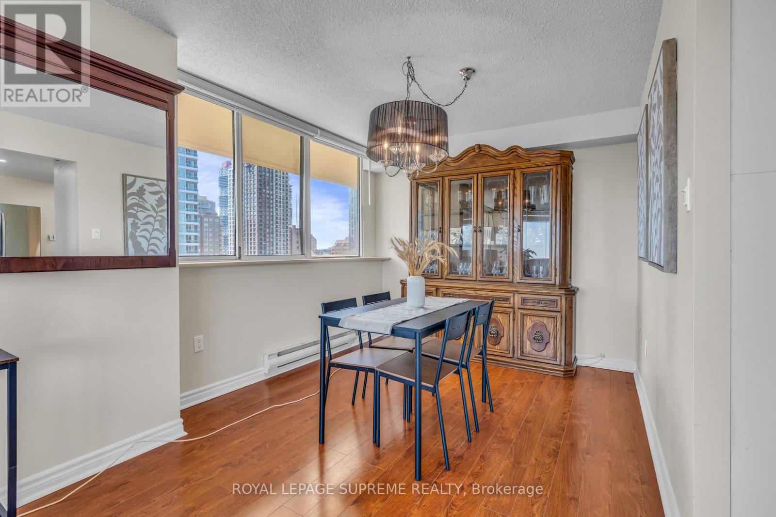 1907 - 3590 Kaneff Crescent, Mississauga, Ontario  L5A 3X3 - Photo 18 - W12981464