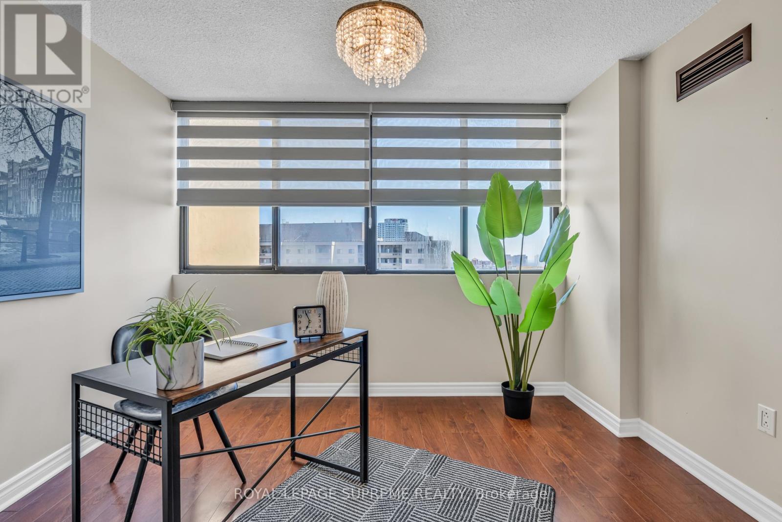 1907 - 3590 Kaneff Crescent, Mississauga, Ontario  L5A 3X3 - Photo 27 - W12981464