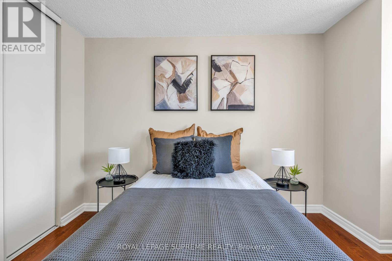 1907 - 3590 Kaneff Crescent, Mississauga, Ontario  L5A 3X3 - Photo 38 - W12981464