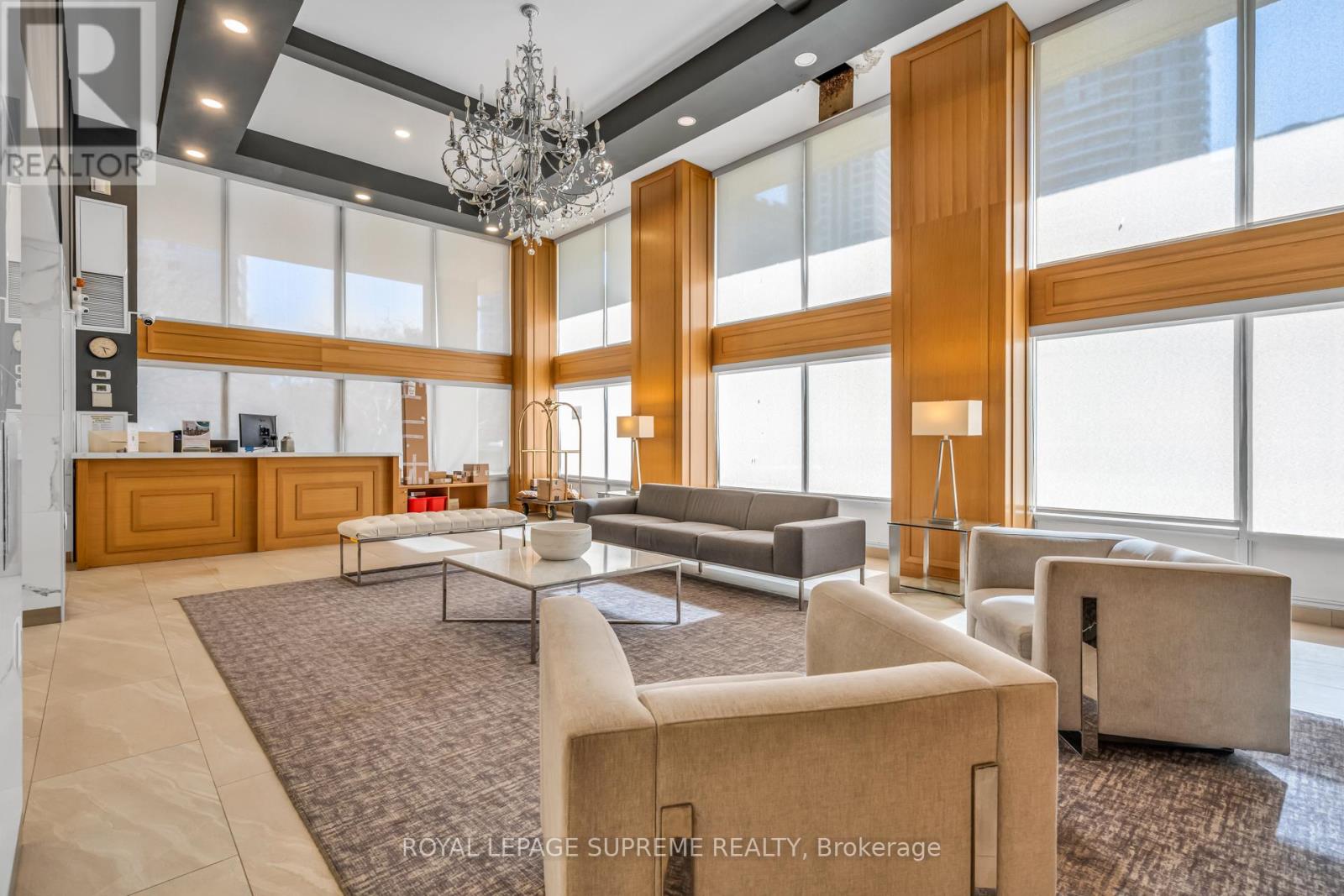 1907 - 3590 Kaneff Crescent, Mississauga, Ontario  L5A 3X3 - Photo 5 - W12981464