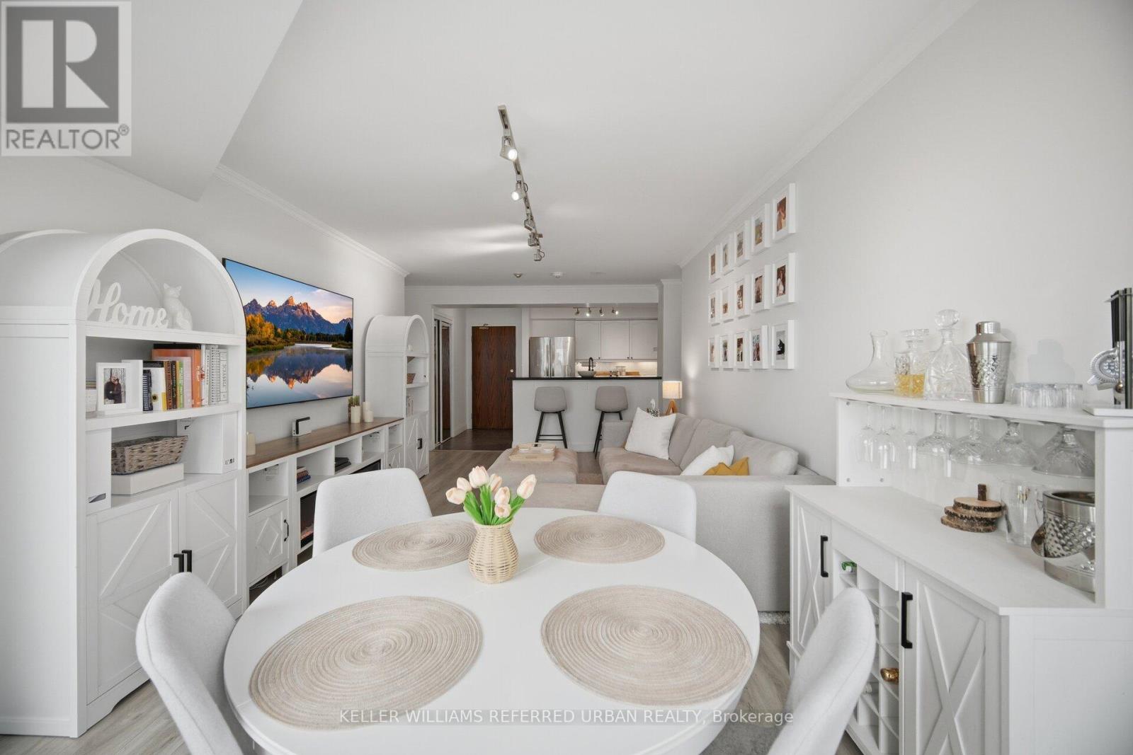 707 - 190 Manitoba Street, Toronto, Ontario  M8Y 3Y8 - Photo 11 - W12981516